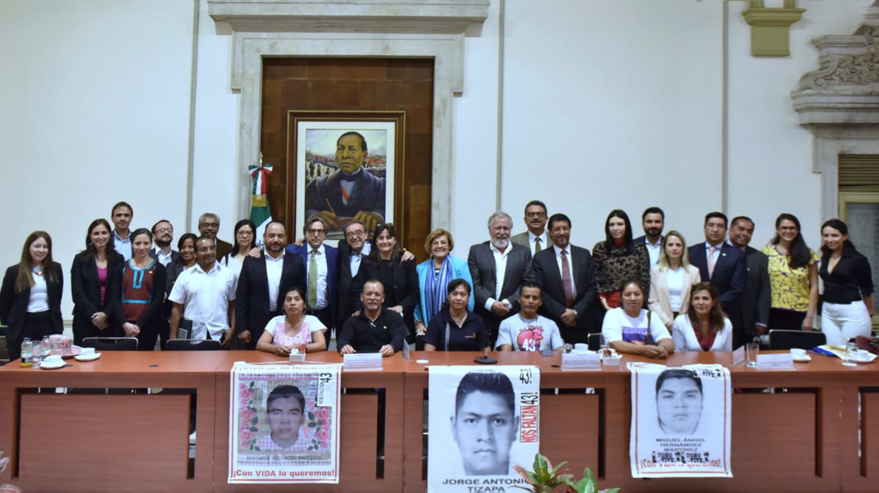 Sesión Extraordinaria de la Comisión para la Verdad y el Acceso a la Justicia en el Caso Ayotzinapa